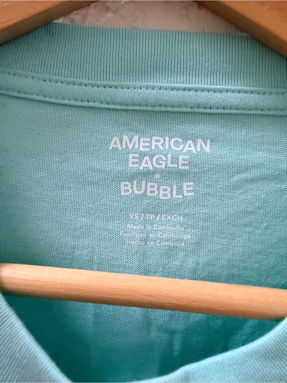 American Eagle Bubble Tee Shirt Women’s Size XS Mint with Orange Letters - Picture 5 of 9